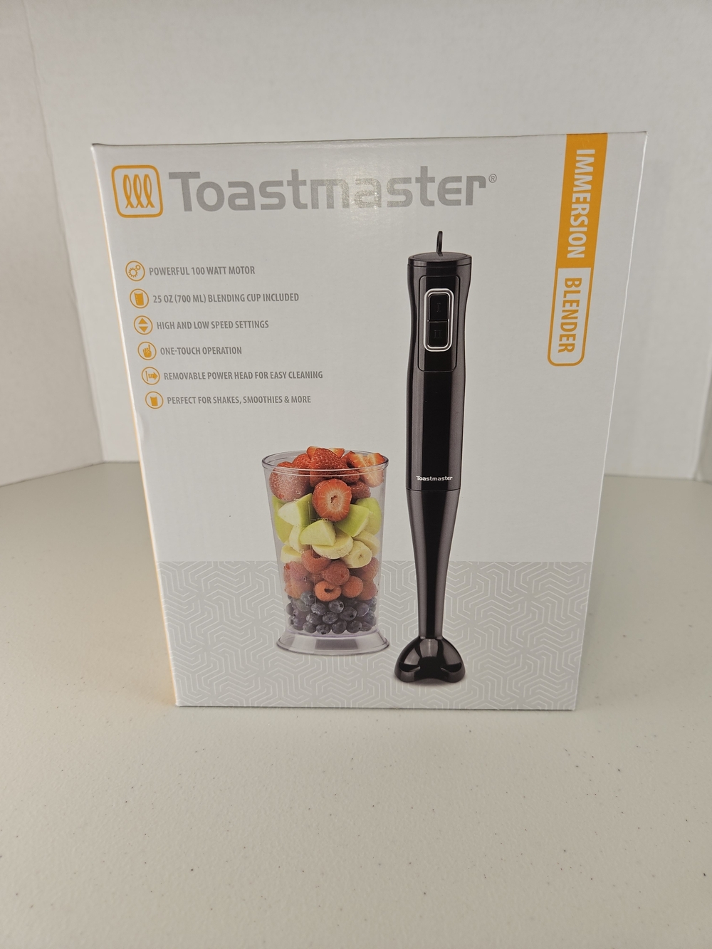 Toastmaster Immersion Blender New in box 25oz Blending Cup. Black. Shakes & More